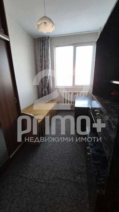 Дава се под наем Тристаен апартамент в Велико Търново, Център - 64 кв.м за 306 € - Снимка #2