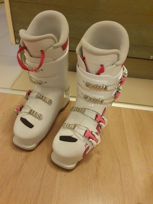 Детски ски обувки