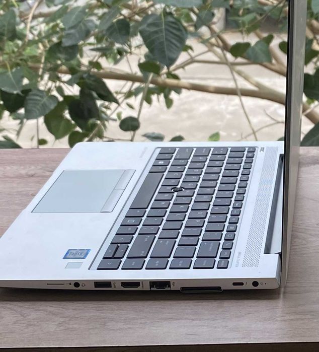 Ultrabook Elitebook HP 830 G5 i5 512 Ssd  Metal Display 13.3