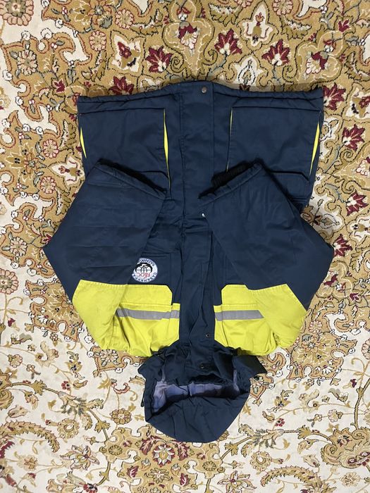 Спецодежда сатылады. Продается