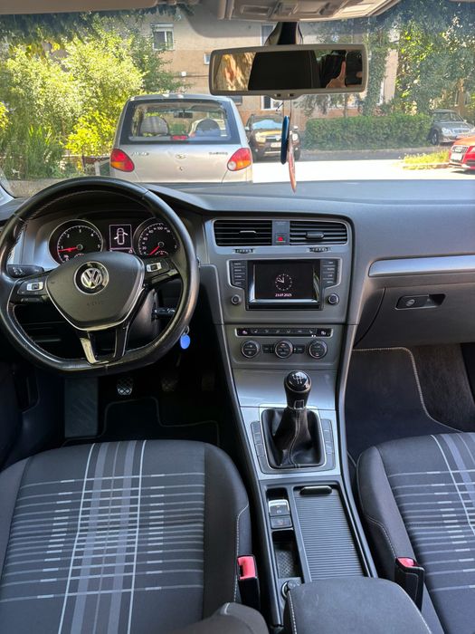 Vând Golf 7 2015