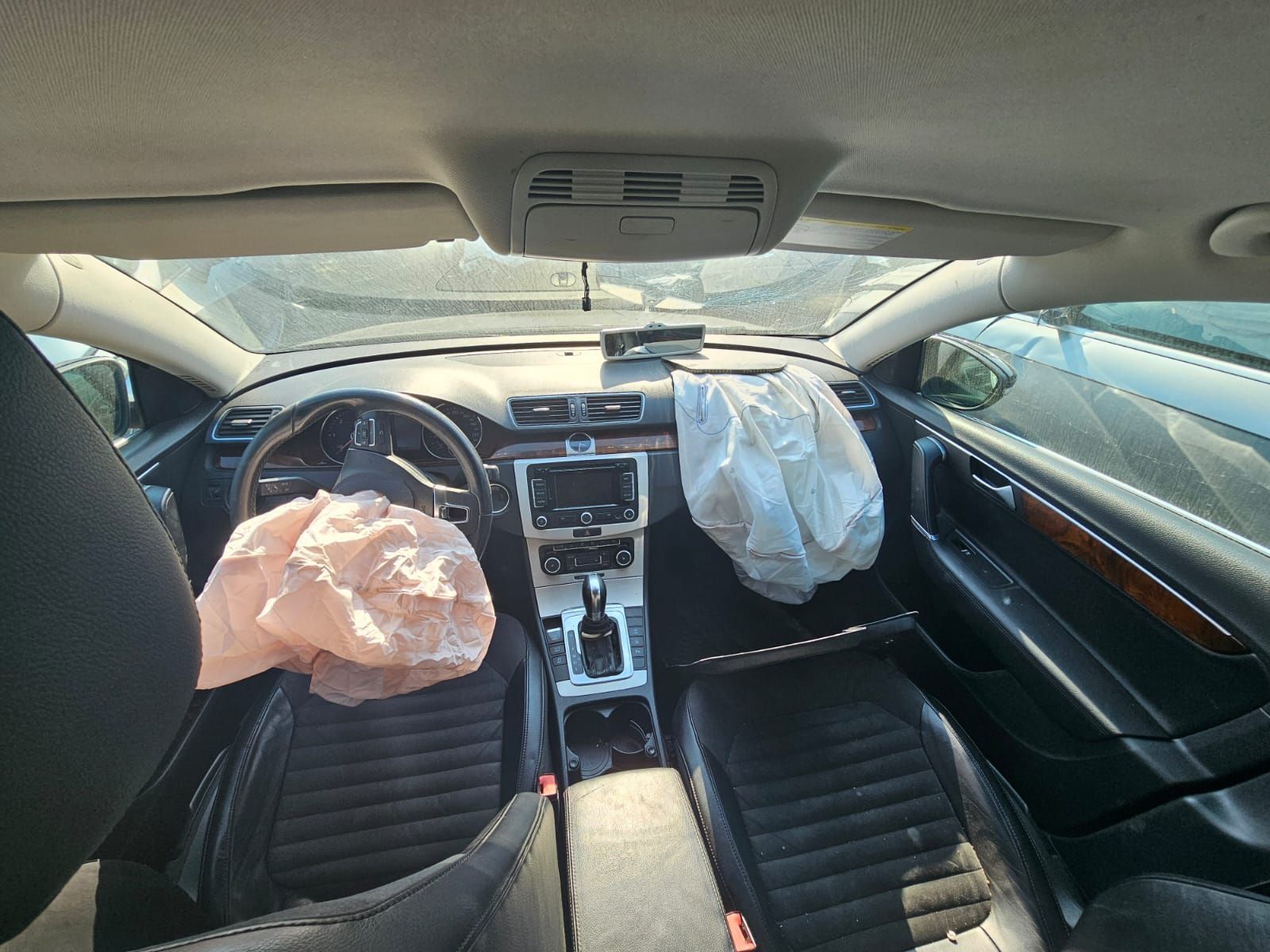 Dezmembrez Volkswagen VW Passat B7 [2010 - 2015] 2.0 tdi CFGB