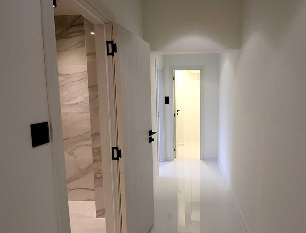 Продава се Тристаен апартамент в Русе, Здравец - 76 кв.м за 1561 €/кв.м - Снимка #7