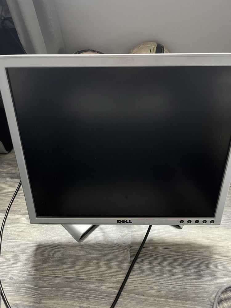 Компютър и монитор Dell optiplex 960