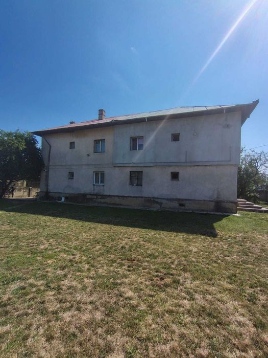 Vand bloc si teren pentru dezvoltatori imobiliari