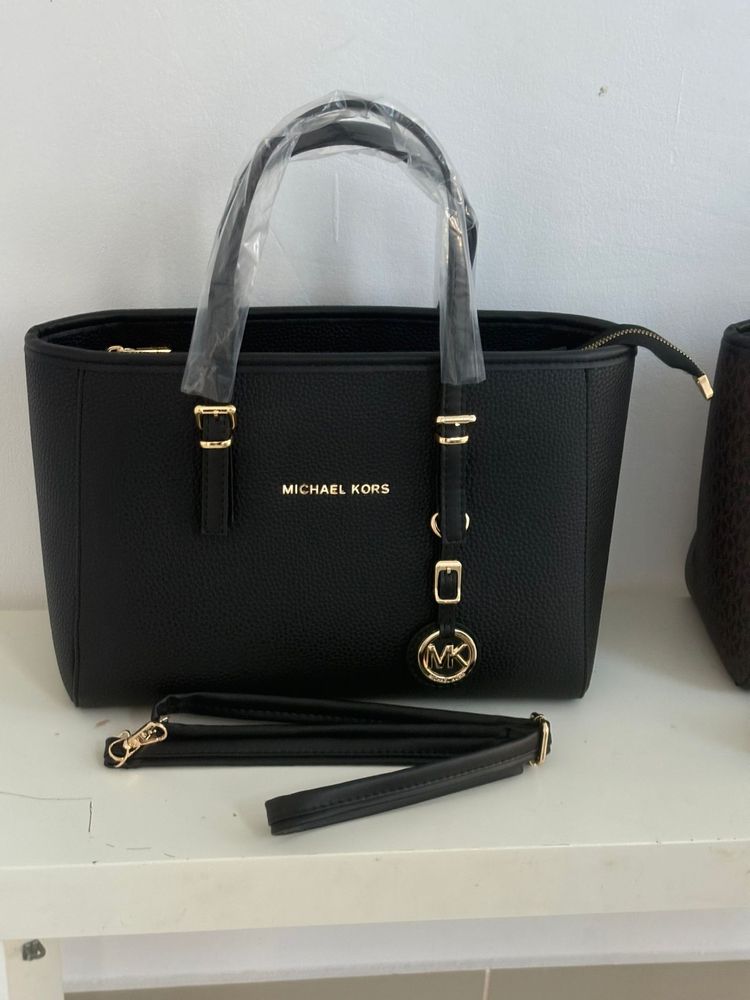 Geanta - Guess  // Michael Kors