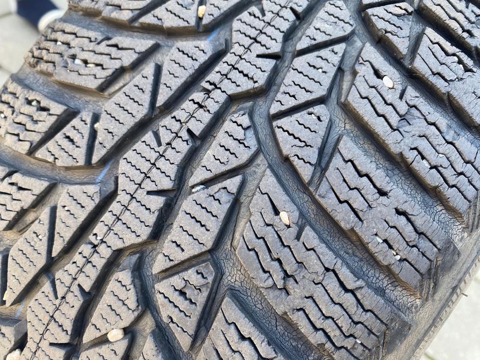 Set 4 roți iarnă Nokian WR D4 205/55 R16 cu jante aluminiu
