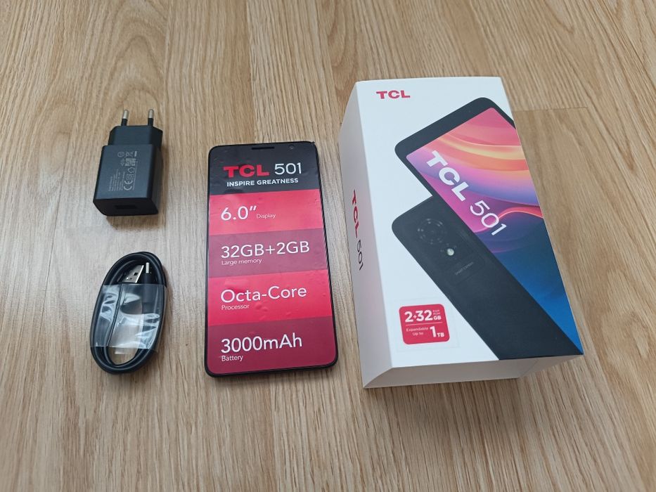 Vând telefon TCL 501