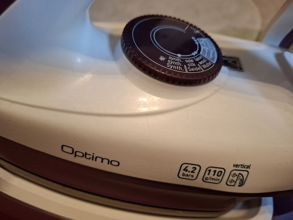 Statie de calcat Tefal