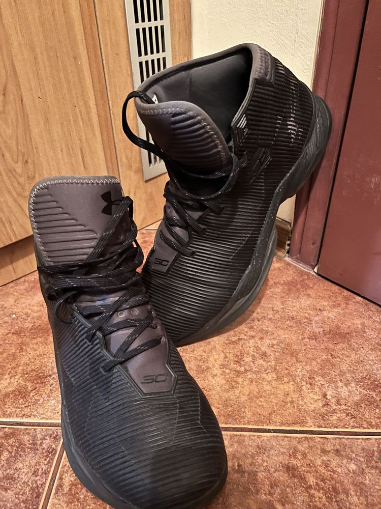 Under armor боти