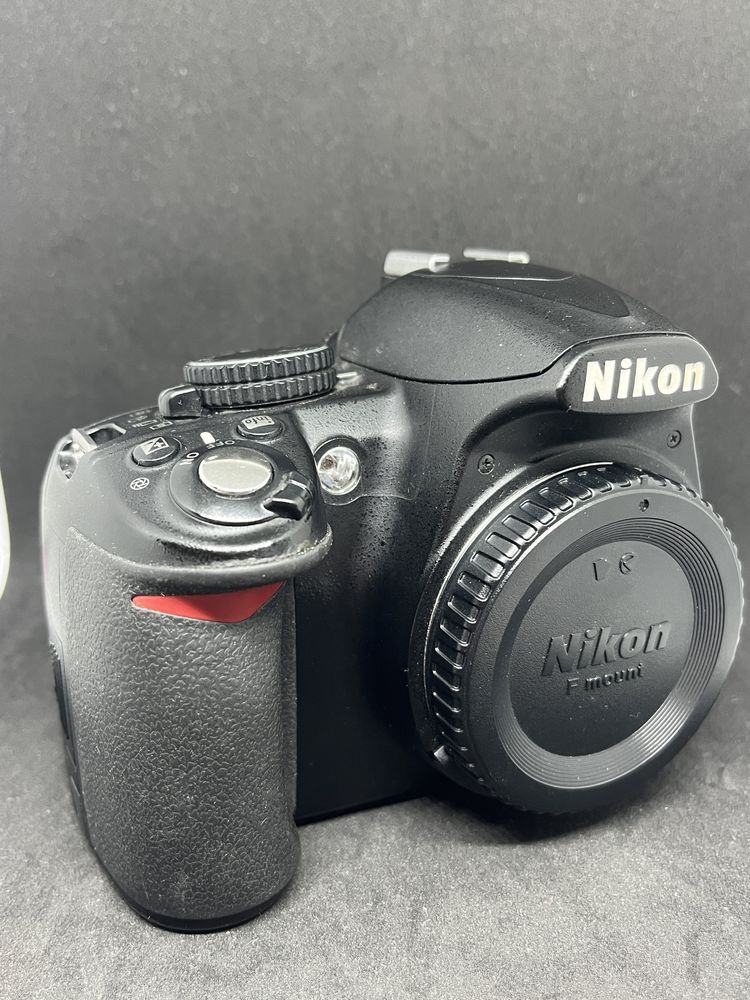 Nikon d3100 только тушка