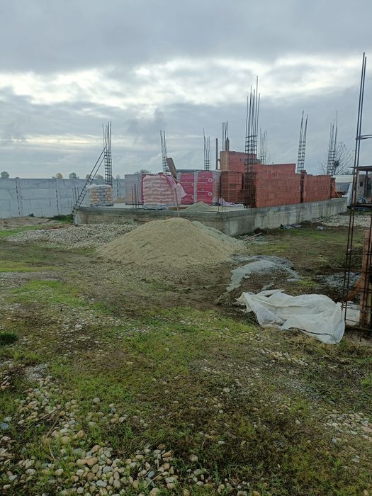 Teren de vânzare com Berceni Mamina