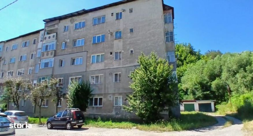 cota de 3/16 din apartament 2 camere, Loc Lupeni, Jud Hunedoara
