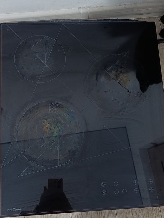 Варочная панель электрическая Krona Fidato 45 3 конфорки черная