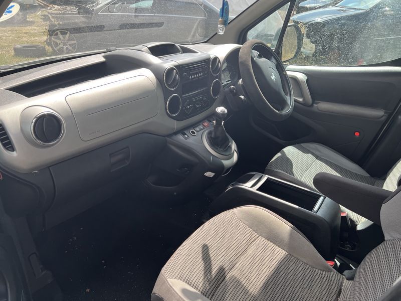 Peugeot Partner Tepee 1.6HDI 110кс на части