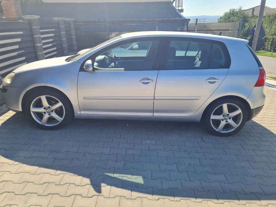 Volkswagen Golf Golf V 1.6 benzină + automat – distribuție schimbat, acumulator nou