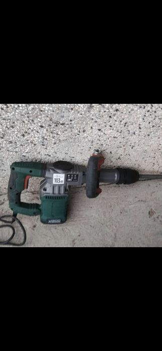 С проблем Къртач 1300w  Parkside