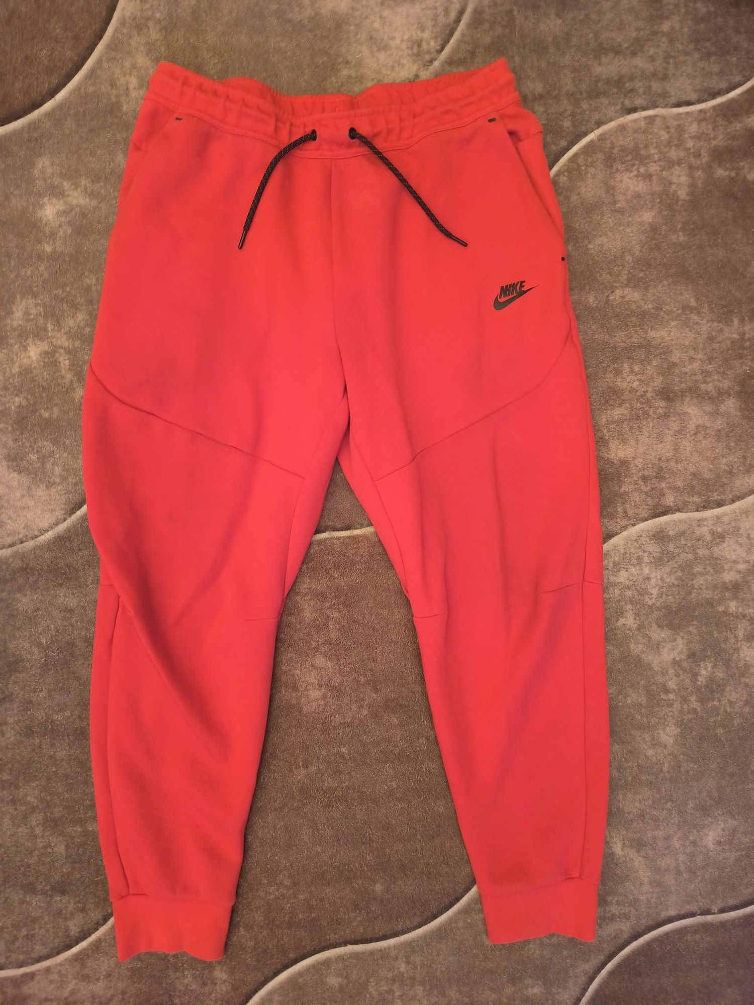 Nike Tech Fleece долнище L размер