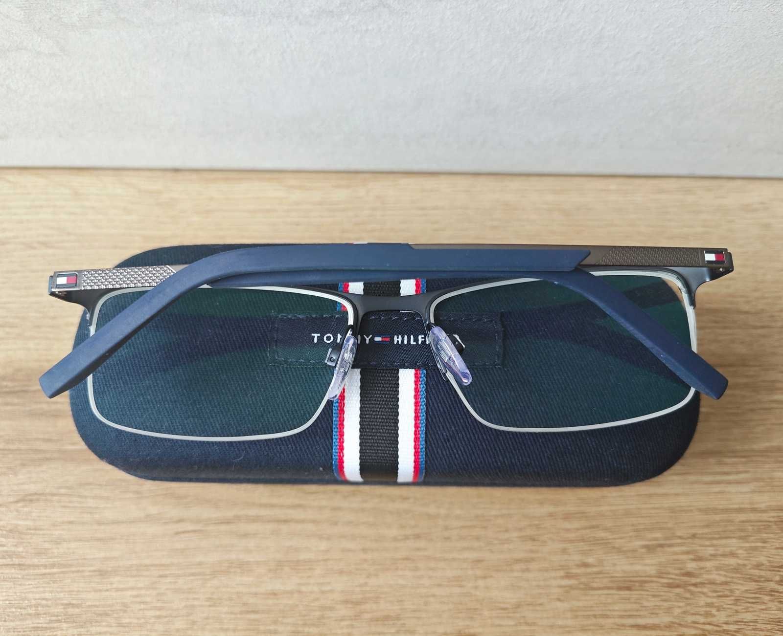 Oчила Tommy Hilfiger TH106 за четене и компютър +0.50