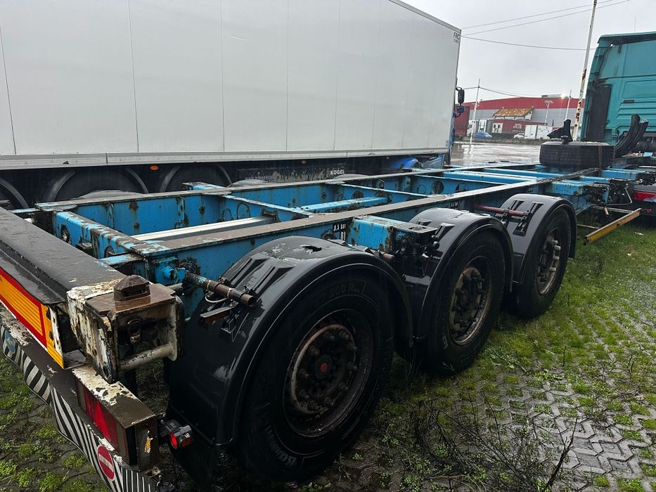 Remorca containere Schmitz