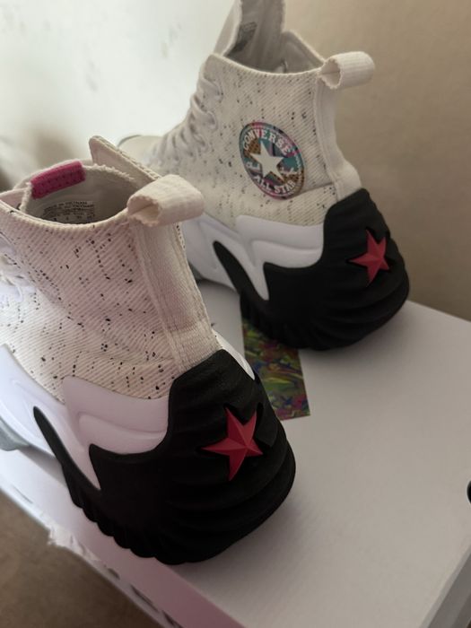 Converse Run Star Motion