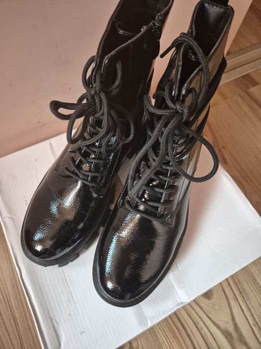 Черни Боти ABOUT YOU