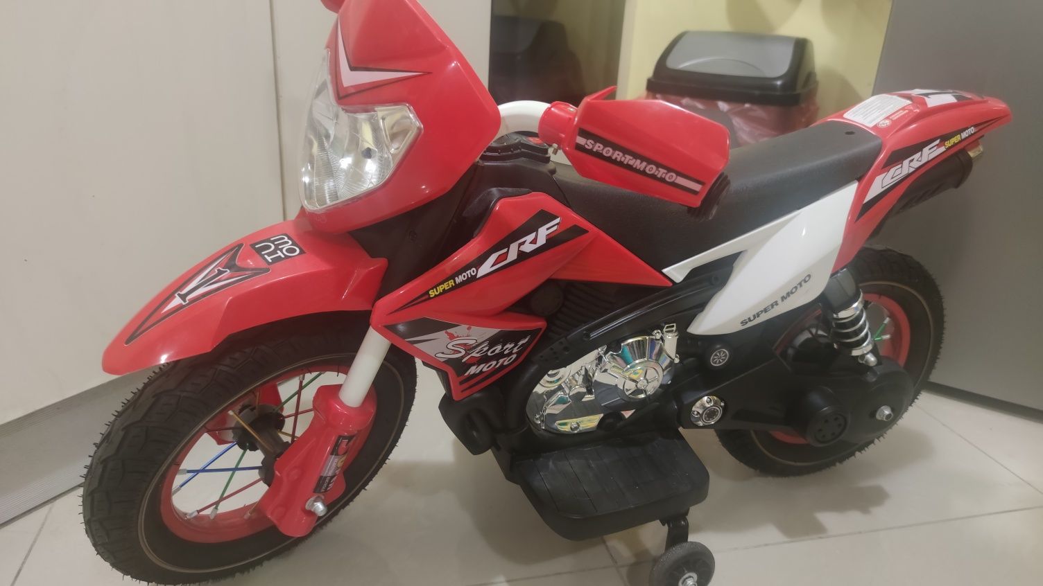 Акумулаторен мотор MONI Super Moto червен