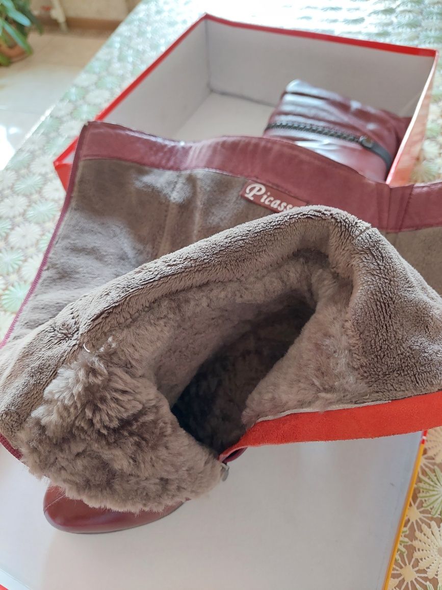 Продам зимние сапоги