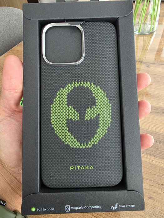 PITAKA калъф iPhone 16 Pro Max Aries Карбон