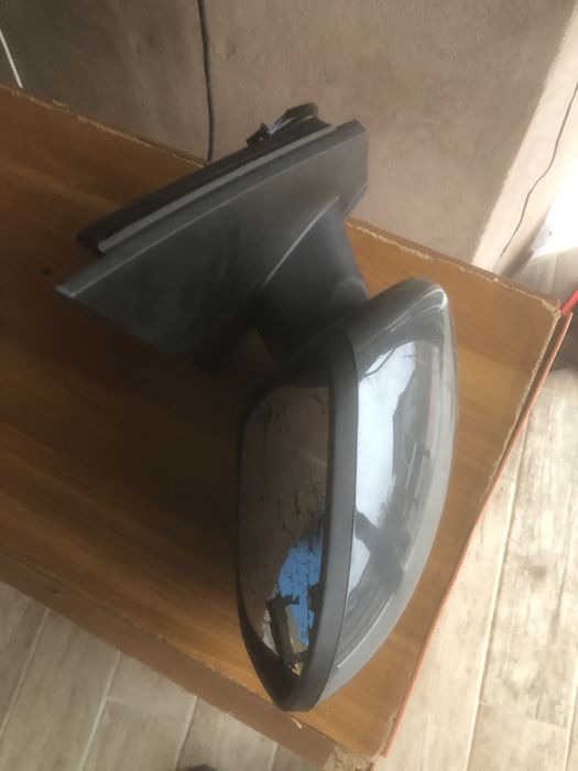 Oglinga Logan III 2024