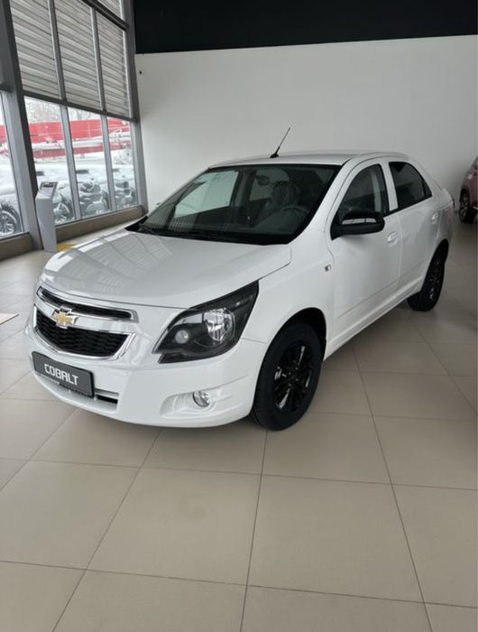 Cobalt midlayd salondan nomizga chiqadi