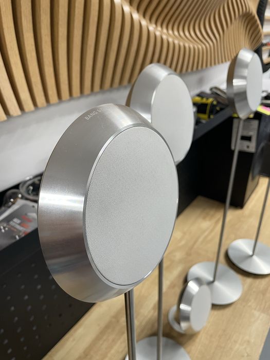 Sateliti bang olufsen beolab 14 sau beoplay s8 cu suporti