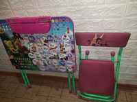 Стол и стул для девочки с буквами