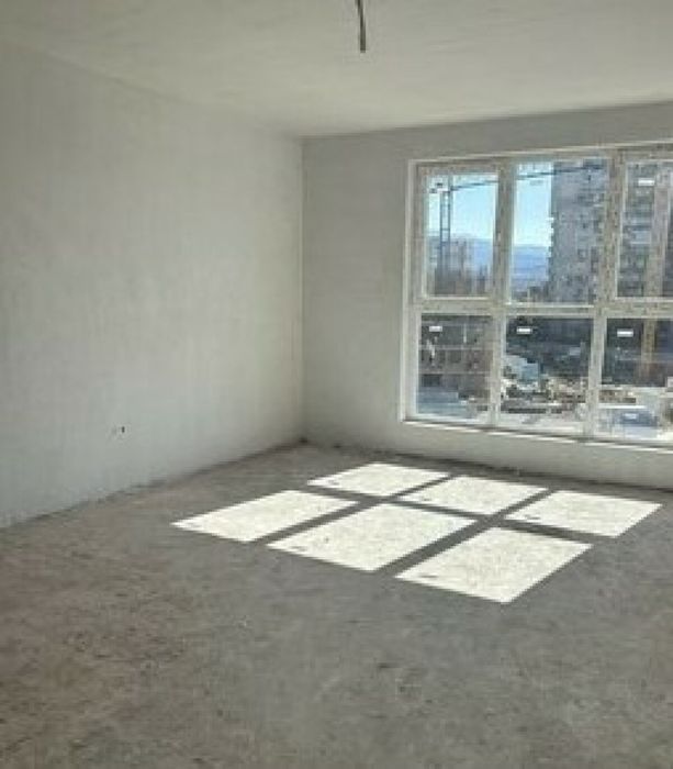 Двустаен апартамент в Люлин 5