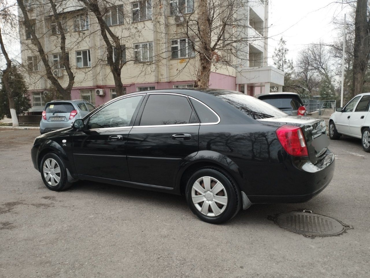 Машина Chevrolet Lacetti 2 позиция