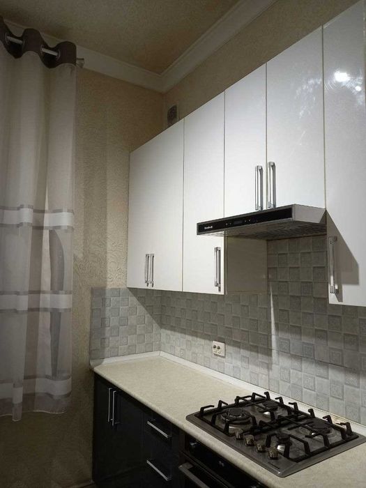 Квартира сотилади!