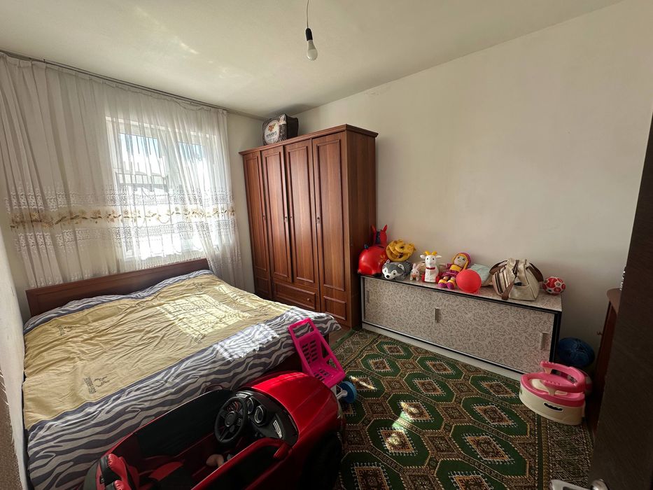 3 xonali hovli uy sotiladi katej