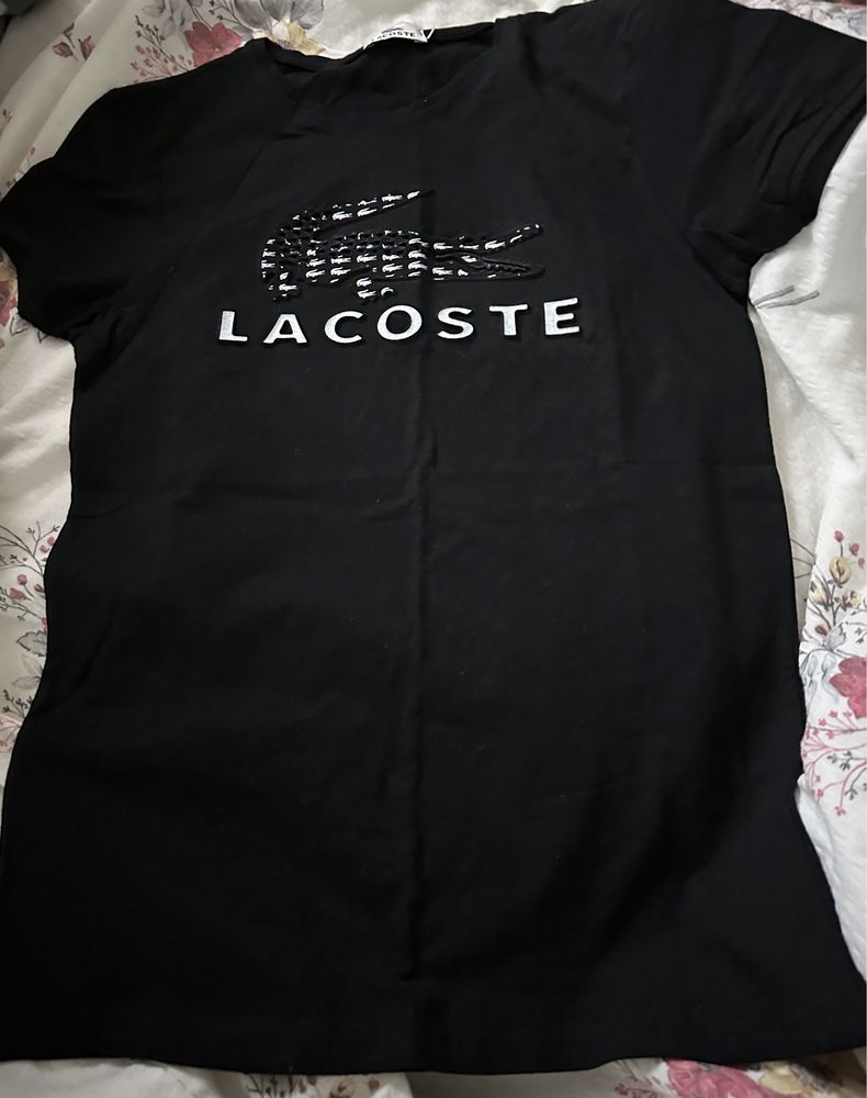 Vand tricou lacoste