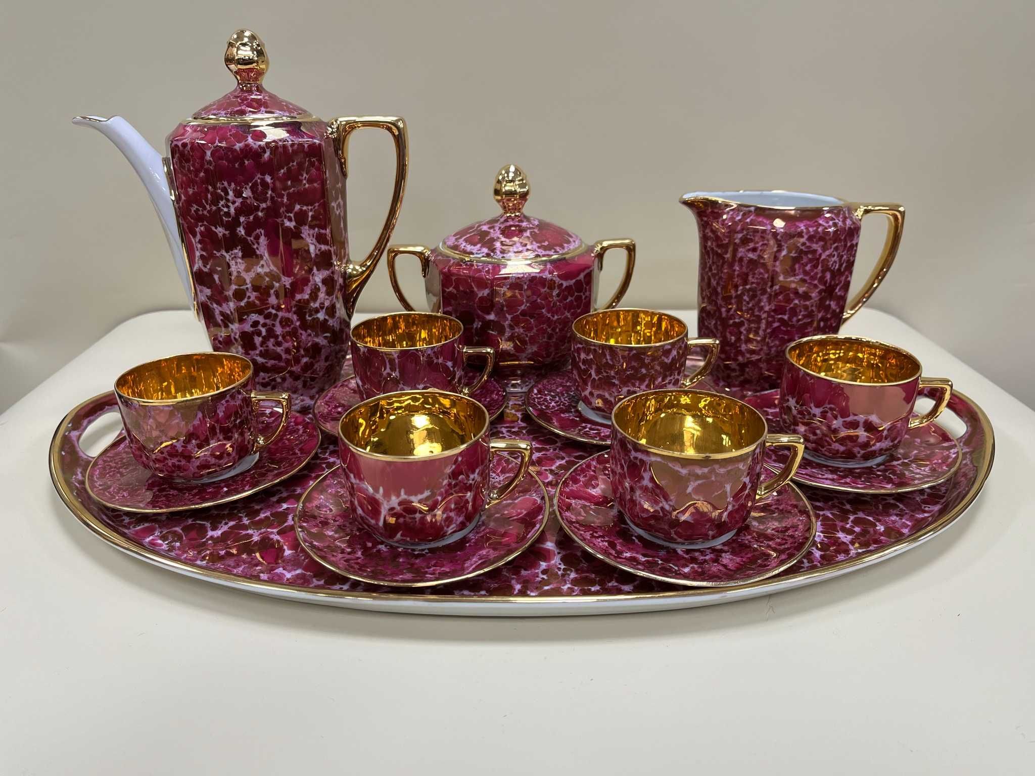 Сервиз MPC Чехословакия, Villeroy Boch и Capodimonte. Виж описанието.