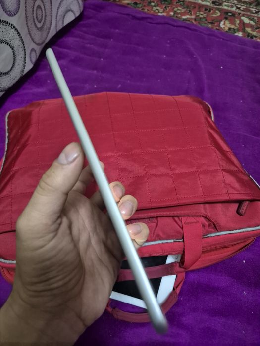 Apple Ipad 4mini LLA