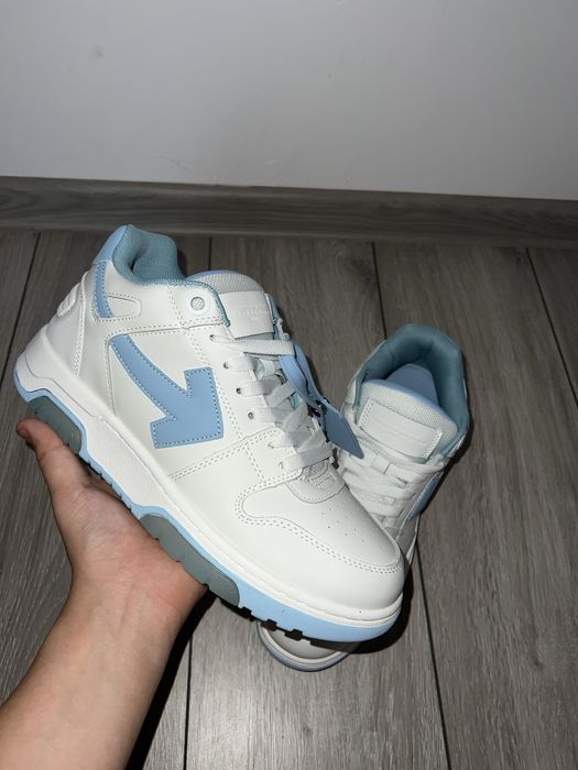 Off-White Out of office