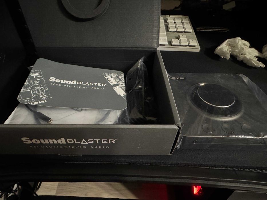 Placa de sunet externa CREATIVE Sound Blaster X4 noua