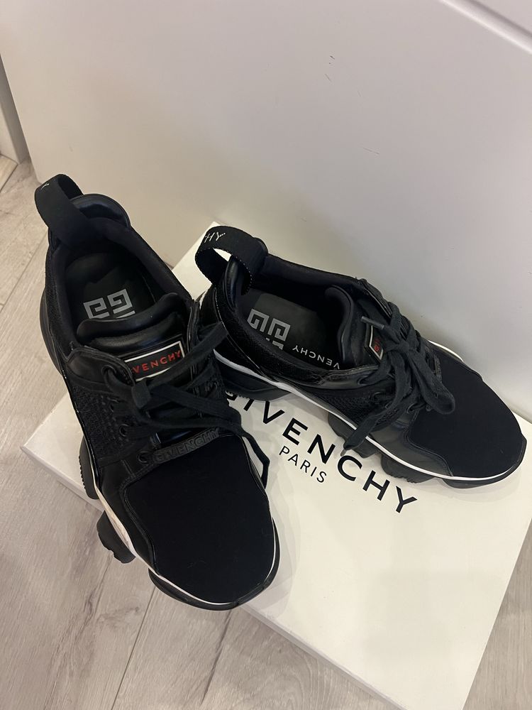 Givenchy оригинални дамаски обувки