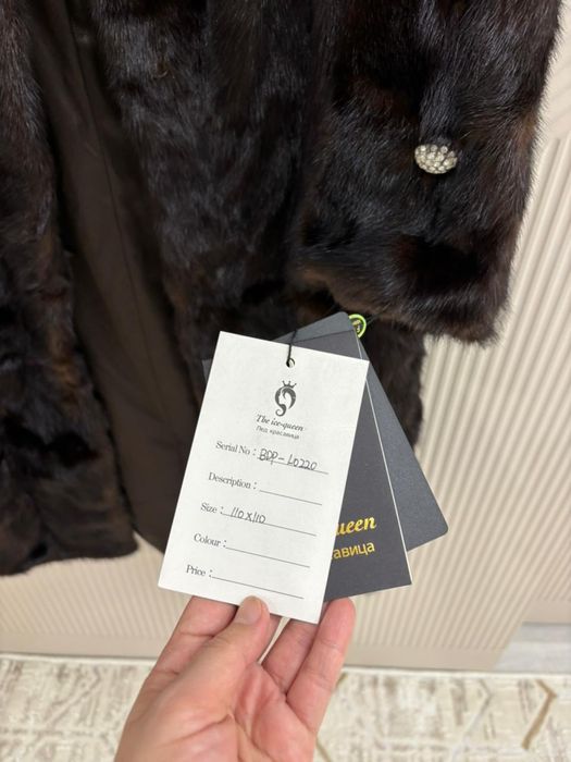 Продается шуба в отличном состоянии