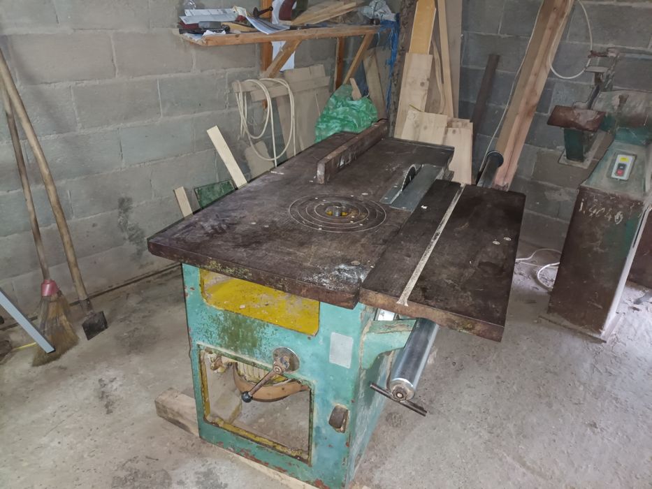 Vand masa cu circular si freza Umaro