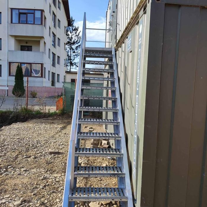 Scara metalica zincată