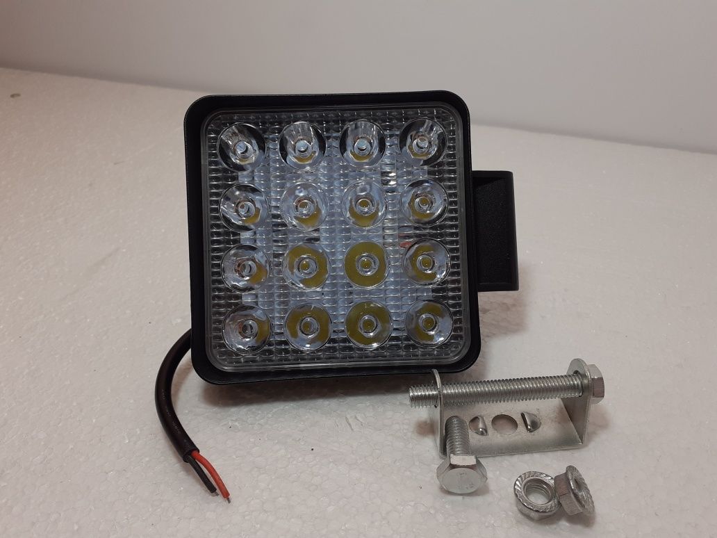 Proiector 16 LED 48W