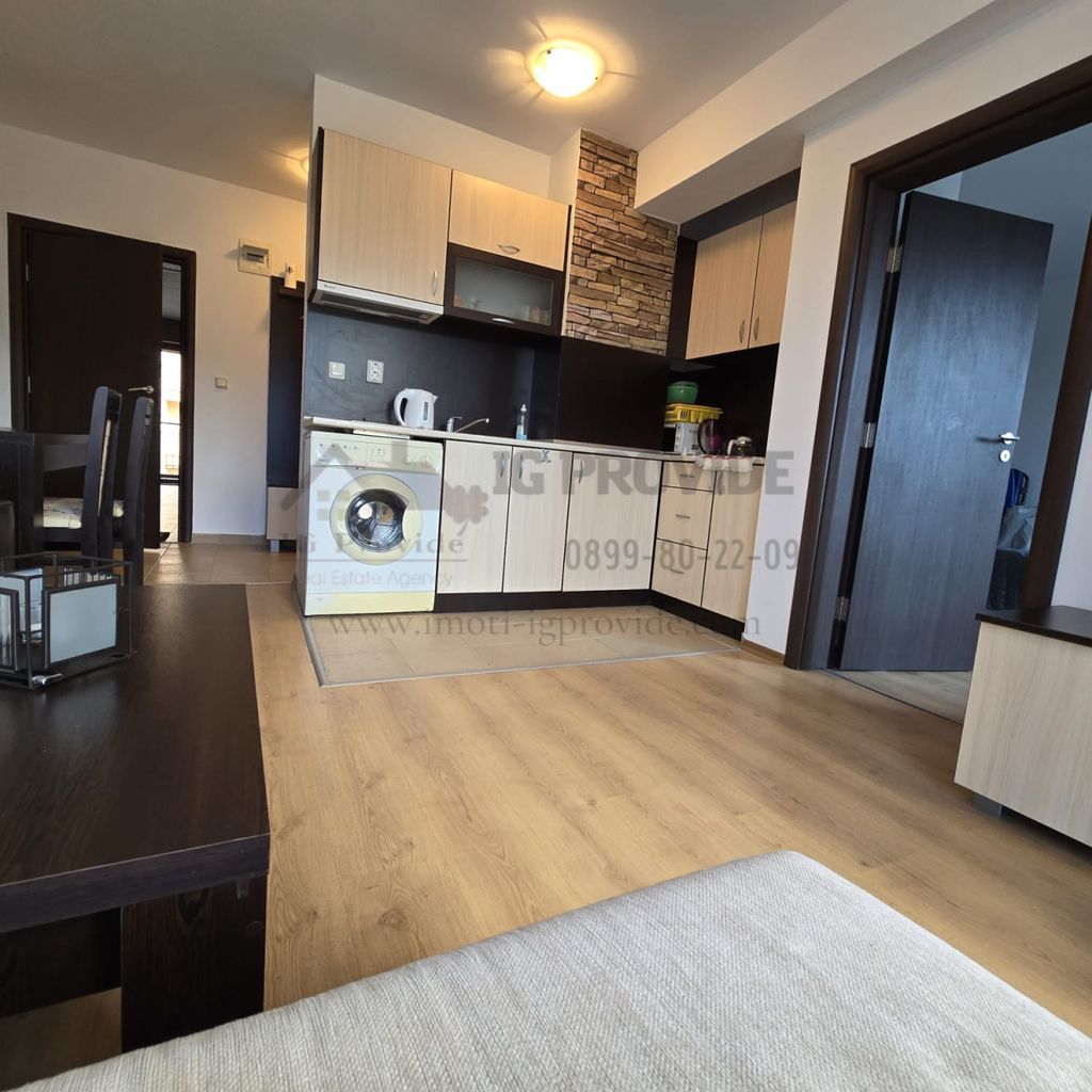 Продава се Двустаен апартамент в к.к. Слънчев бряг - 60 кв.м за 1117 €/кв.м - Снимка #11