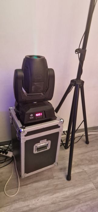 Moving head american dj