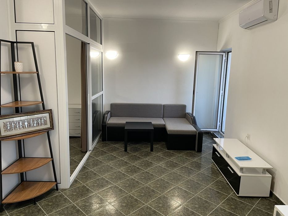 Продава се Двустаен апартамент в София, Гоце Делчев - 45 кв.м за 2223 €/кв.м - Снимка #3